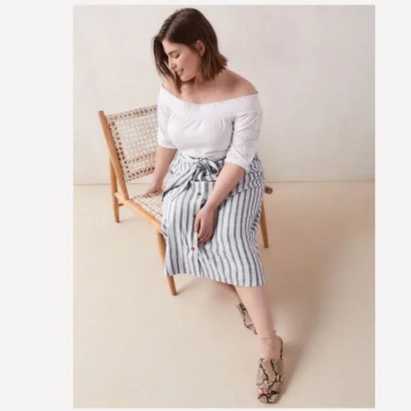 In Every Story - Linen Button Front Pull-On Midi Skirt - Picture 4 of 10